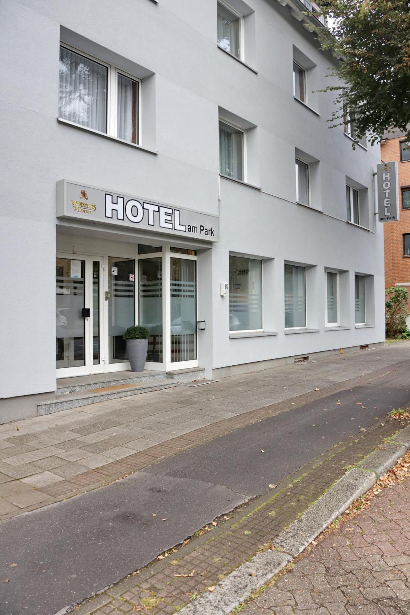 Hotel Am Park Braunschweig Ngoại thất bức ảnh