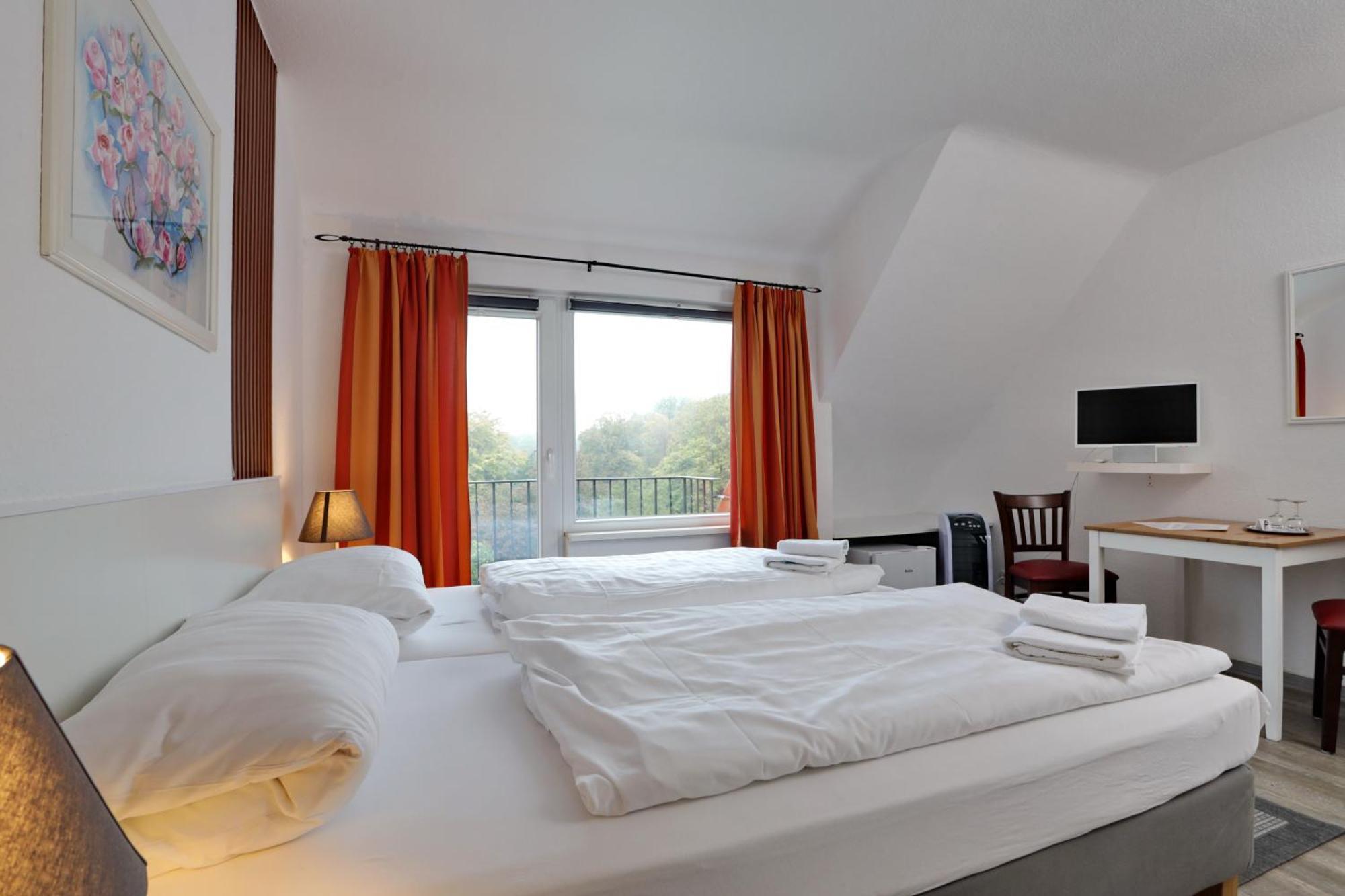 Hotel Am Park Braunschweig Ngoại thất bức ảnh