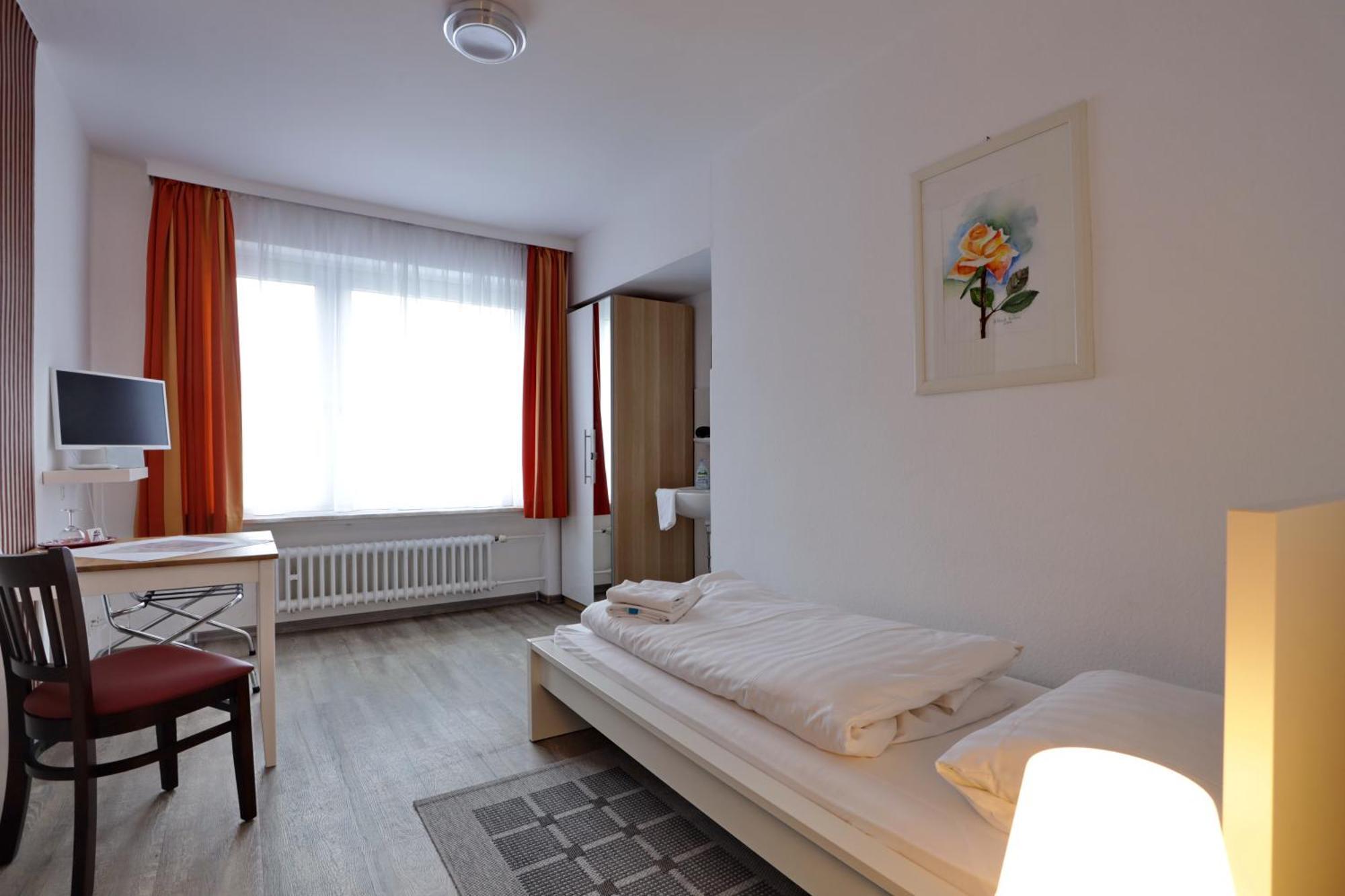 Hotel Am Park Braunschweig Ngoại thất bức ảnh